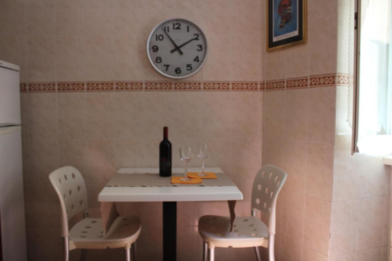 Colosseum New Charming Apartment Rome Bagian luar foto