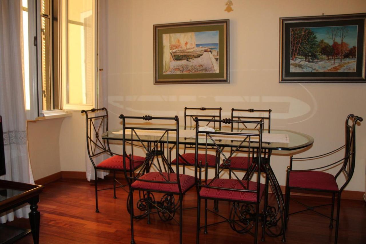 Colosseum New Charming Apartment Rome Bagian luar foto